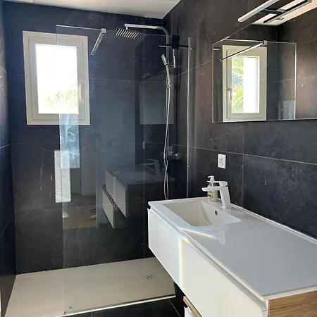 Sun&sea * לה קרואה-ואלמר